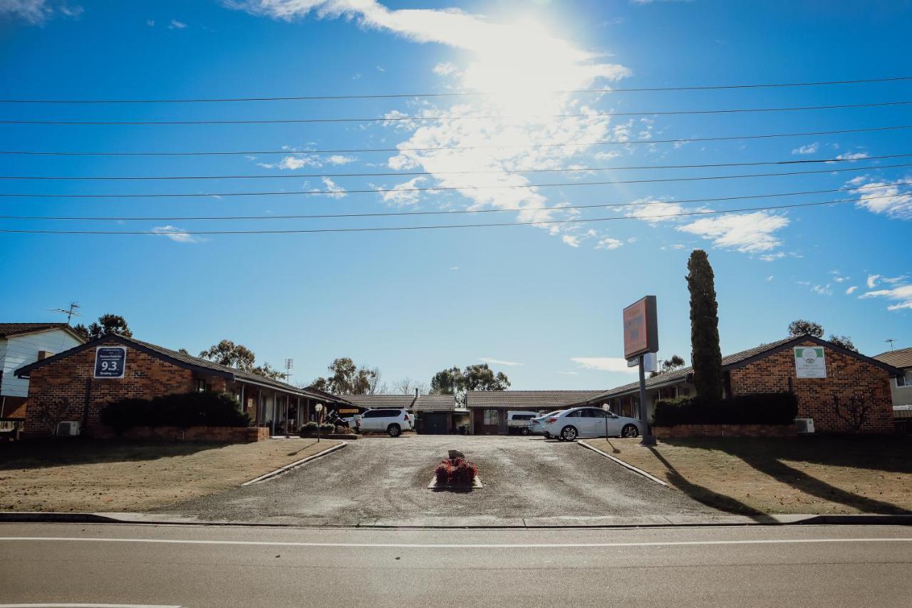 Denman Motor Inn Exterior foto